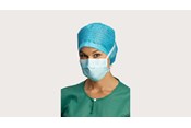 arts die een BARRIER medisch operatiemasker draagt