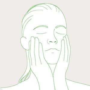 Stap 1 van 'whole body washing' met Hibiscrub
